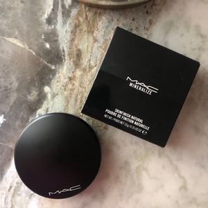 MAC Mineralize SkinFinish Natural